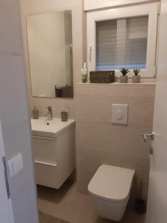 Apartman Hmelina Vrsi Kültér fotó