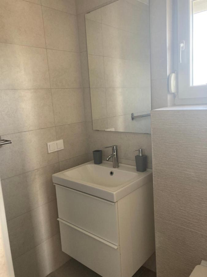 Apartman Hmelina Vrsi Kültér fotó